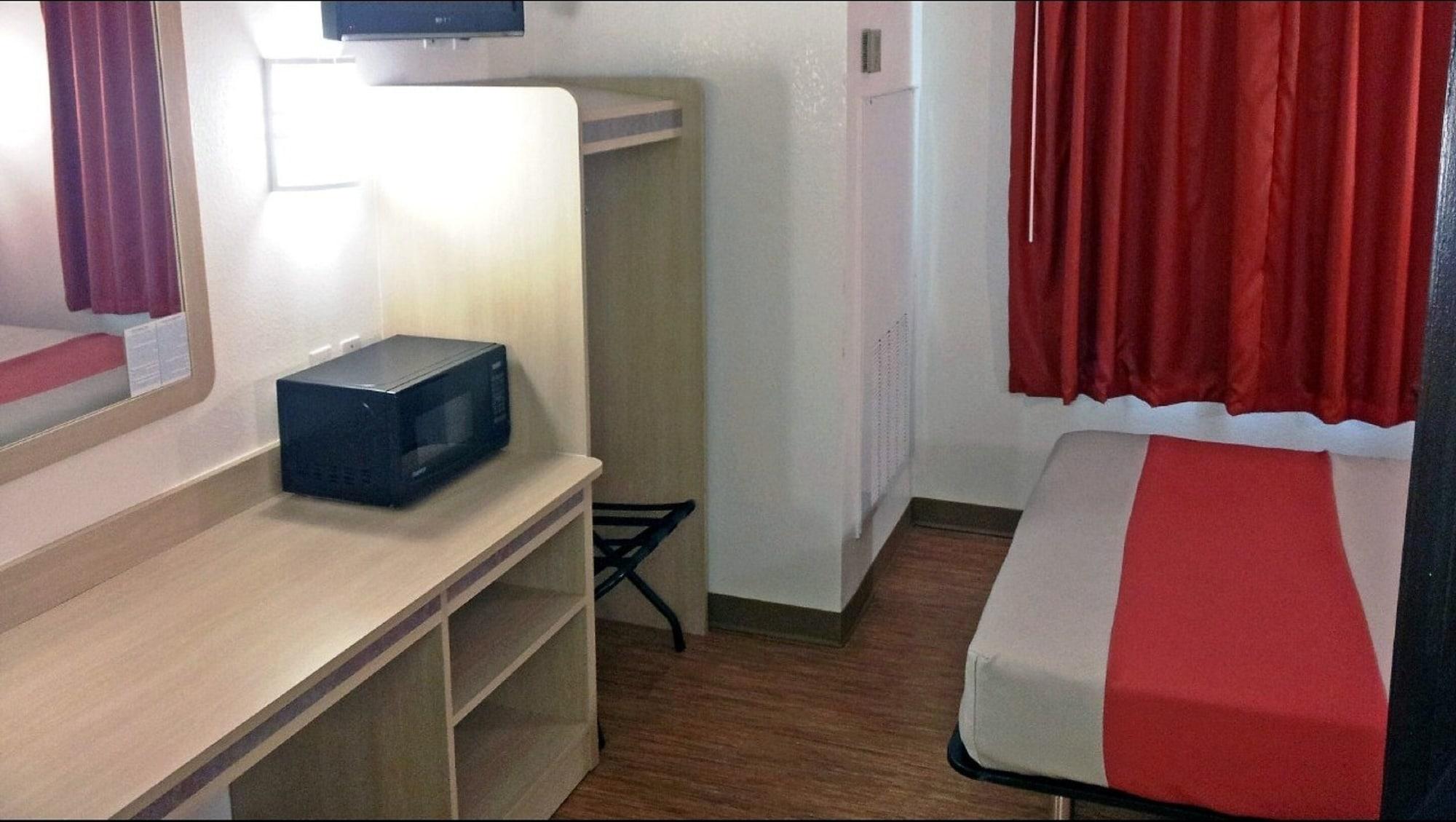 Motel 6 Sinton Tx Exterior photo