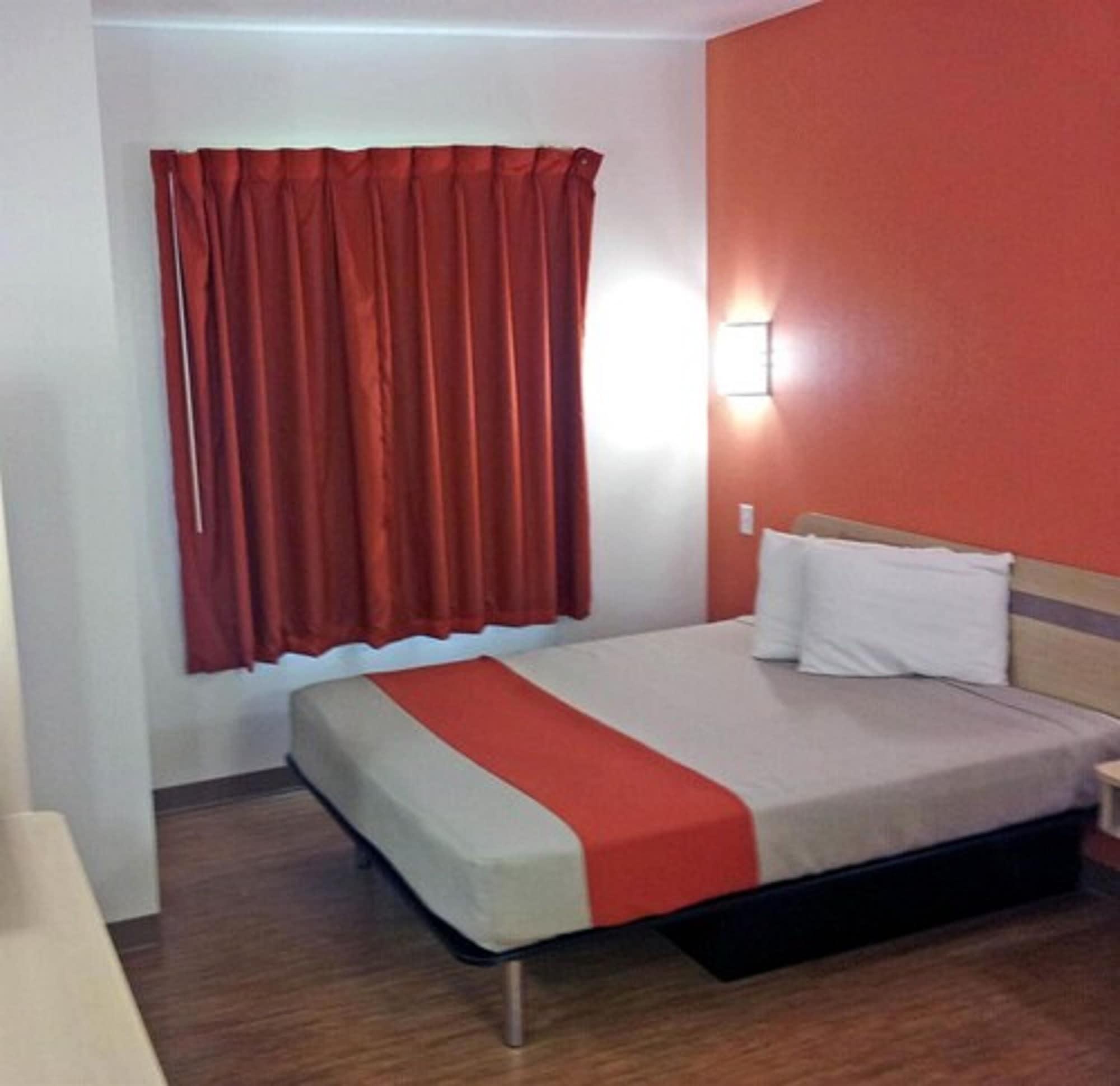 Motel 6 Sinton Tx Exterior photo
