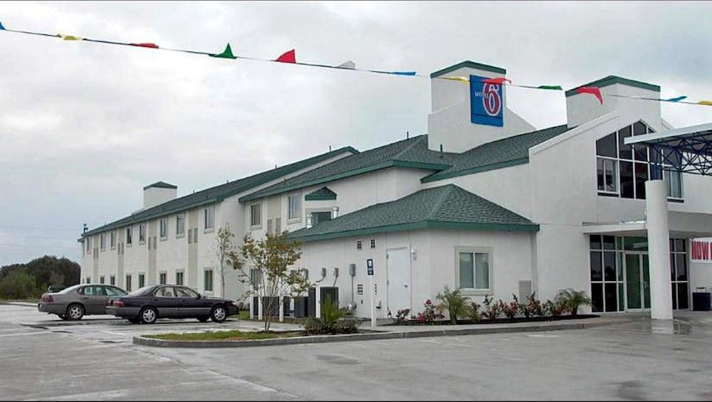 Motel 6 Sinton Tx Exterior photo