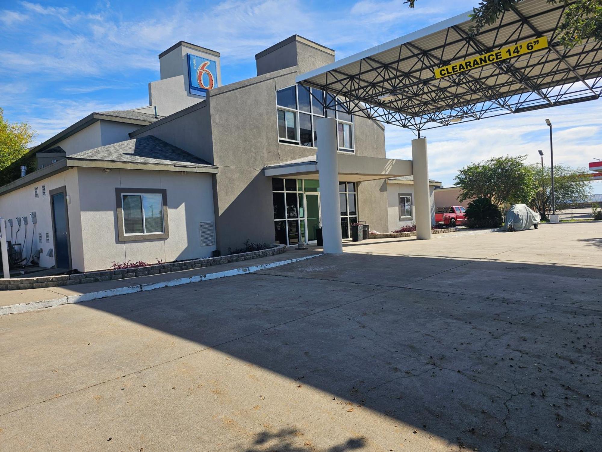 Motel 6 Sinton Tx Exterior photo